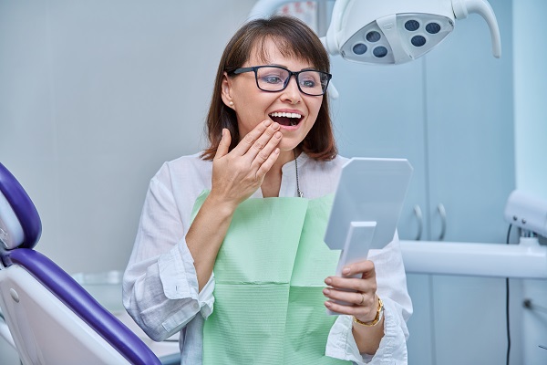 What Are Full Mouth Dental Implants?